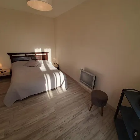 Apartment 2 Avec Wi-fi, Proche Centre-ville Et Thermes De La Roche-Posay